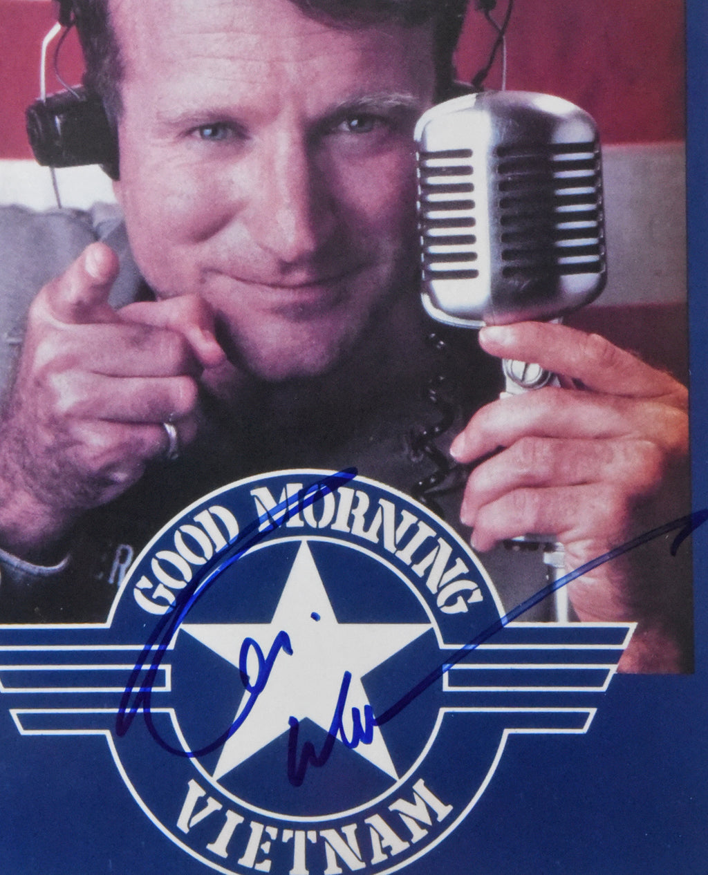 ROBIN WILLIAMS autographed "Good Morning Vietnam" 14x18 framed display