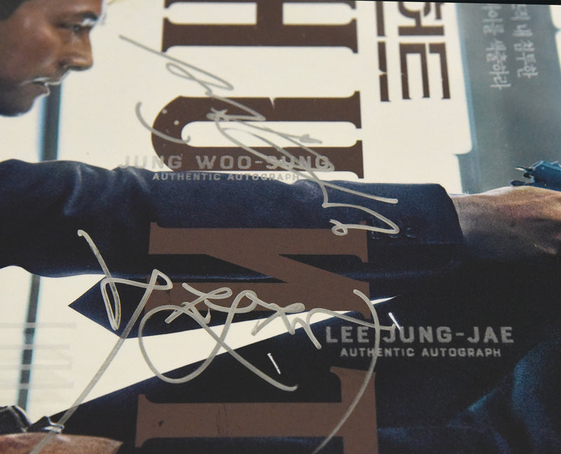 LEE JUNG-JAE and JUNG WOO-SUNG autographed "HUNT" 16x20 display