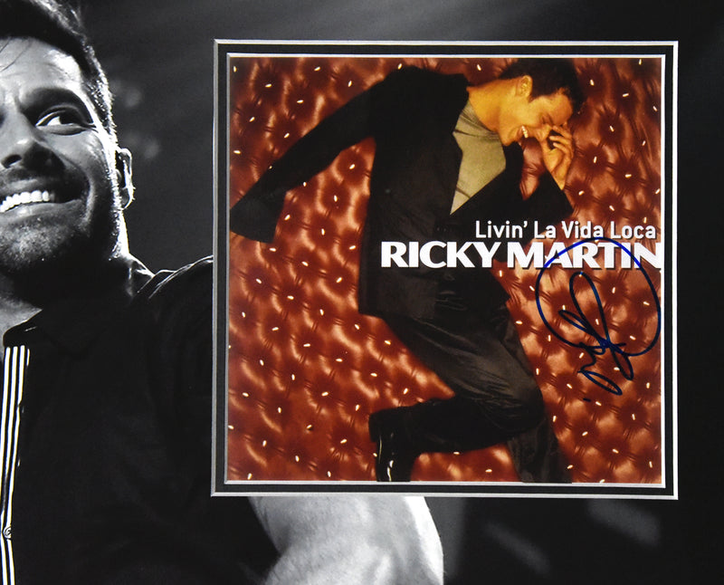 RICKY MARTIN autographed "Livin' La Vida Loca" 16x20 display