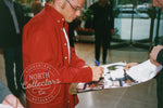 JACQUES VILLENEUVE autographed 1997 F1 Championship AUTOSPORT magazine