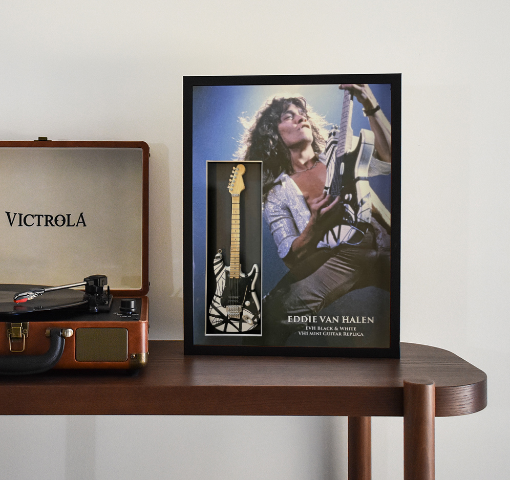 [SHOP] EDDIE VAN HALEN custom 12×16 shadowbox mat for VH1 black & white mini guitar replica