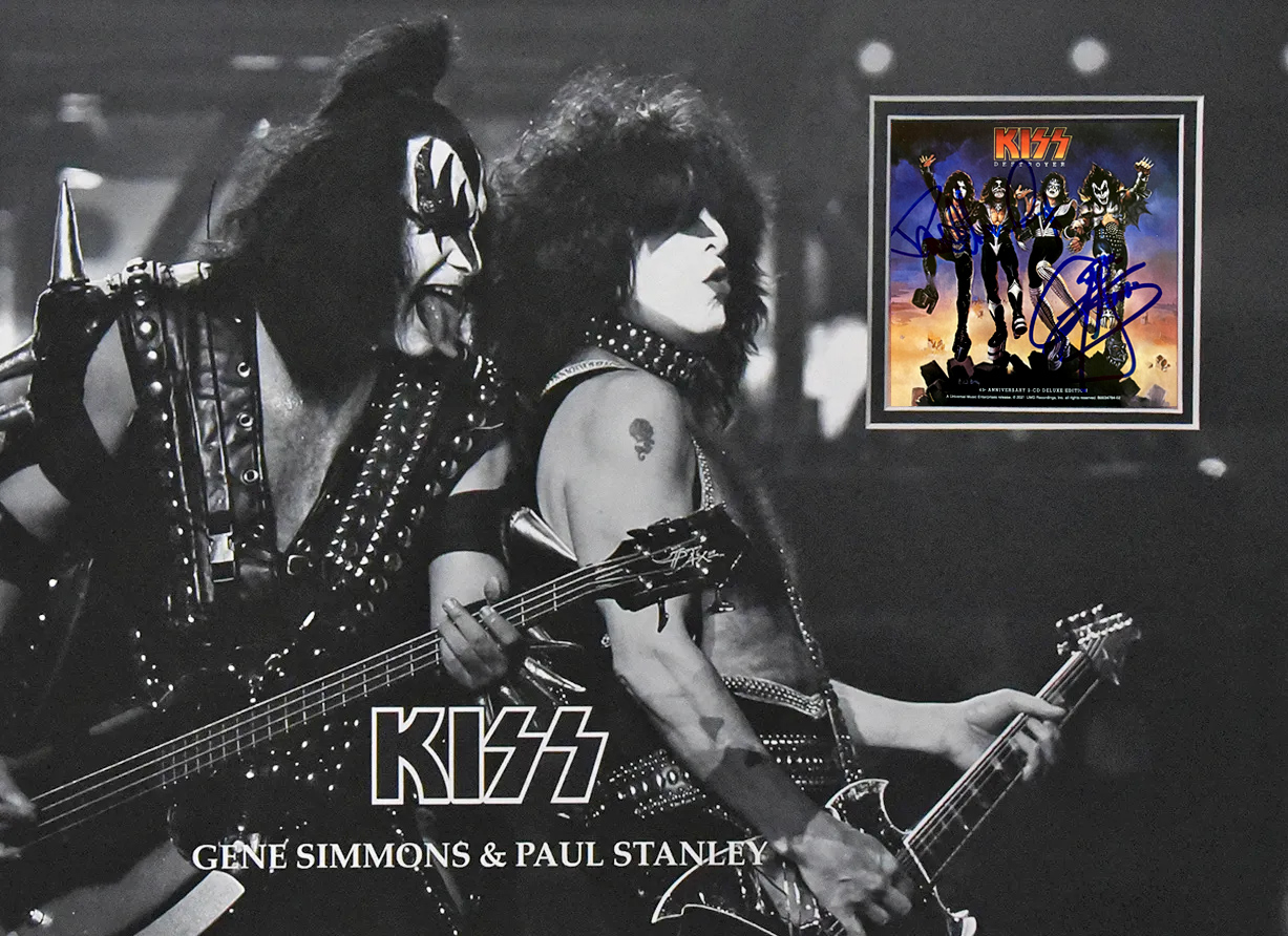 [SHOP] KISS custom 12×16 mat with autographed “Destroyer” CD art card signed by PAUL STANLEY and GENE SIMMONS