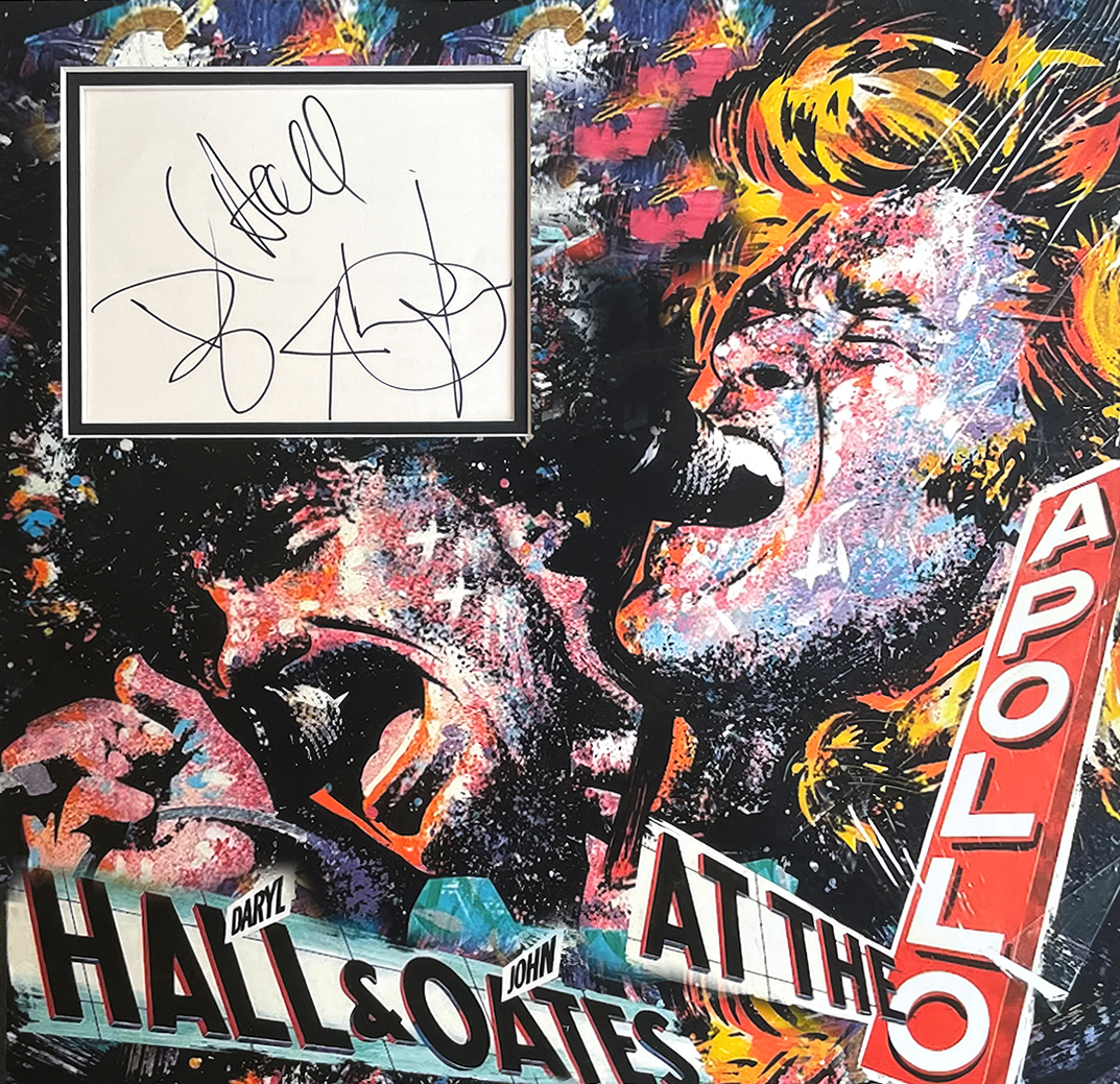 matTV: HALL & OATES Autographed Custom 16×16 inch APOLLO THEATRE Mat Display