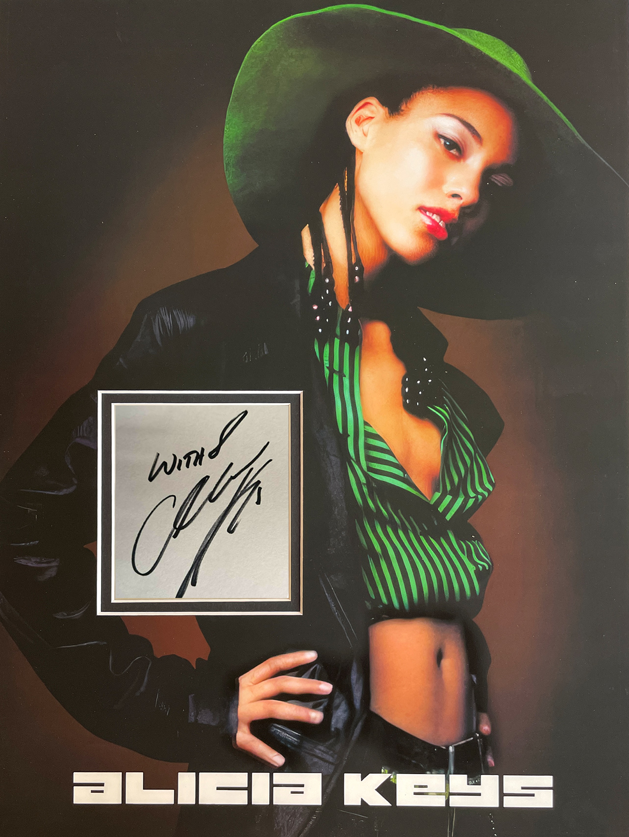 ALICIA KEYS custom 12×16 mat for book page autograph